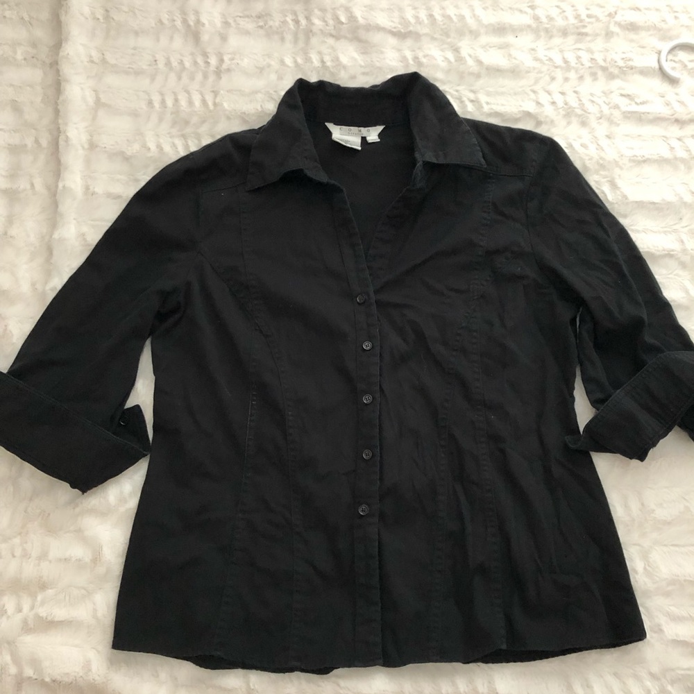 Women’s button up black top👚